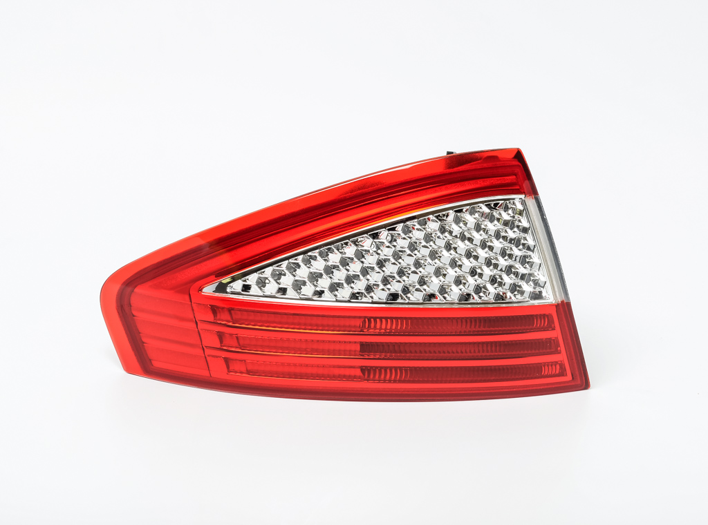 Ліхтар задній лівий зовнішній (Sedan) Ford Mondeo 2007-2010