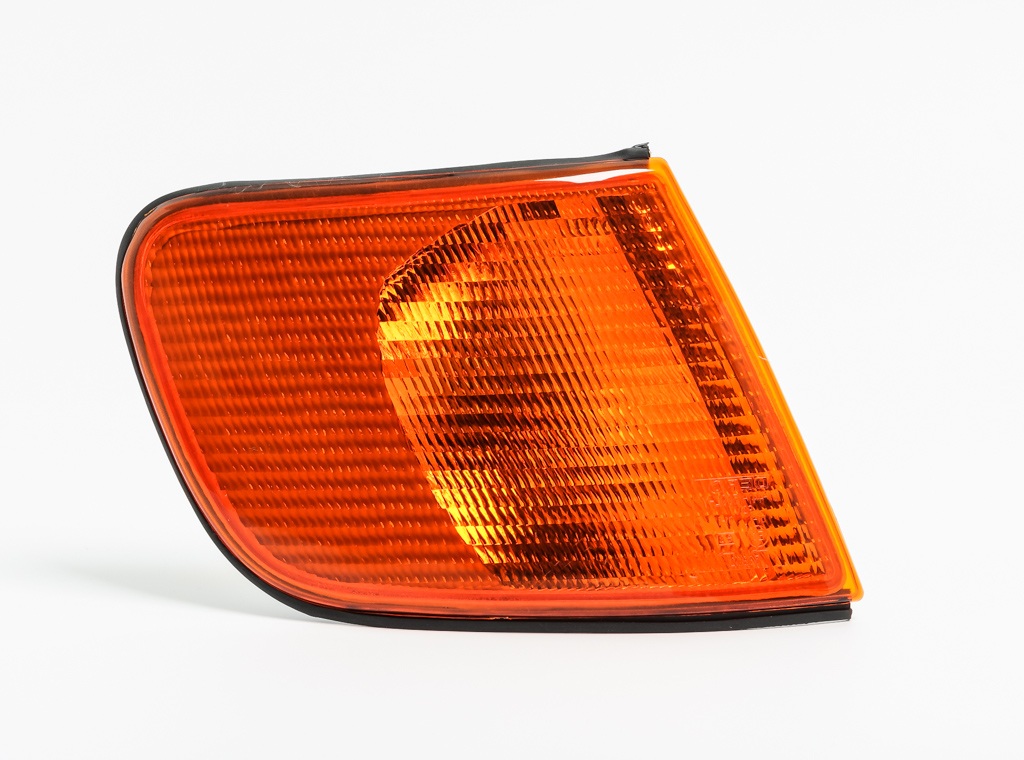 Покажчик повороту правий жовтий Audi 100 C4 (Ауді 100) 1991-1994