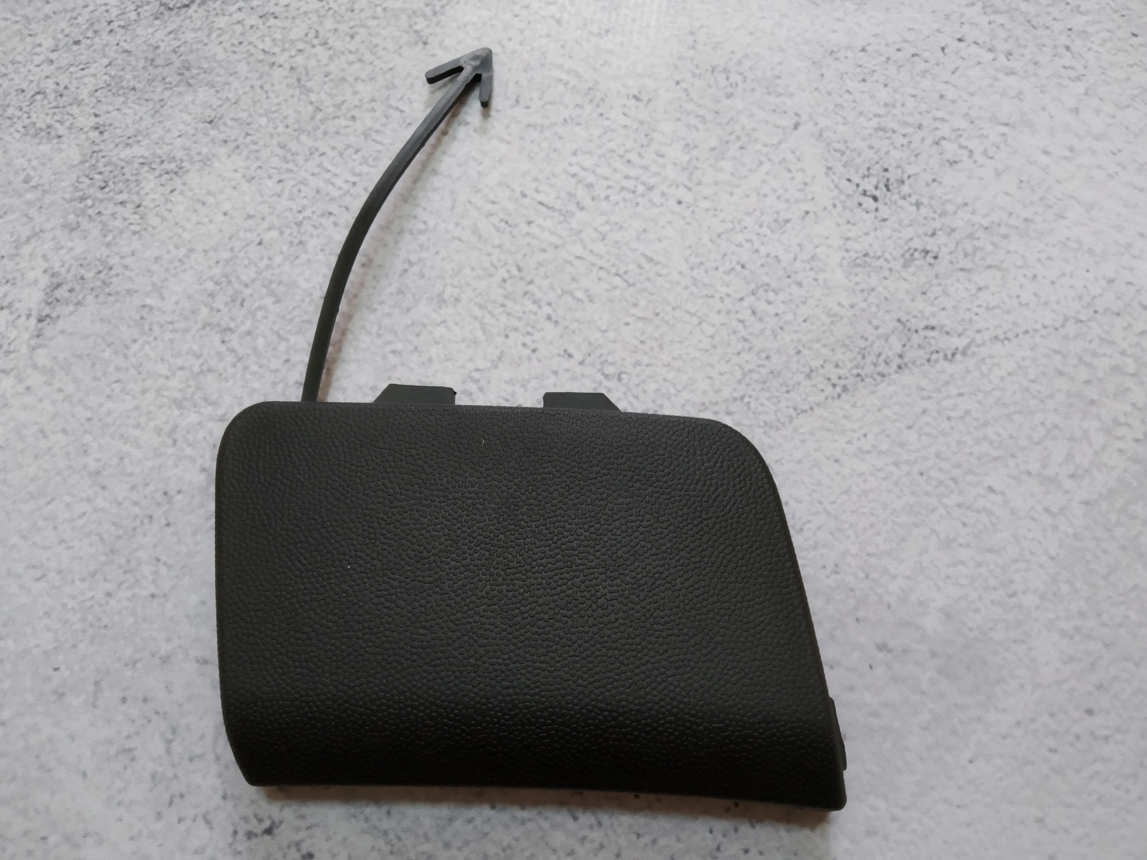 Заглушка гака буксирування задня VW Jetta 5 (Фольксваген Джетта 5) 2003-2010