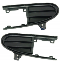 Решітка в бампер права (заглушка п/тум) VW Sharan (Фольксваген Шаран) 1995-2000