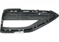 Решітка в бампері права з отворами під противотуманки VW Jetta 7 (Фольксваген Джетта 7) 2018-2020