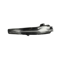 Покажчик повороту (поворот) в правому дзеркалі Mercedes C-klasse W205 (Мерседес Ц-клас) 2014 -