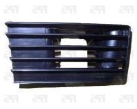 Решітка бампера переднього права