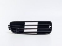 Решітка бампера права Ауді 80 Б4