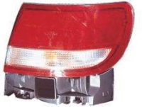 Ліхтар задній правий зовнішній біло-червоний (HB) Toyota Carina E