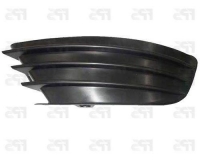 Решітка в бампер ліва (без отвору противотуманки) Решітка в бампер ліва (без отвору противотуманки)