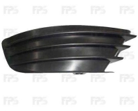 Решітка в бампер права (без отвору противотуманки) 