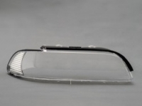 Скло фари правої BMW 5 e39 після 2000 г (білий поворот) Скло фари правої BMW 5 e39 після 2000 г (білий поворот)