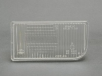 Скло фари противотуманной лівої (рифлене скло) BMW 7 E32