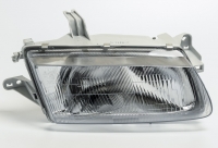Фара права Mazda 323 S BA електро регуліровка