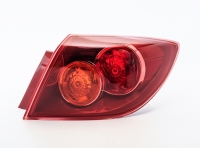 Ліхтар Mazda 3 хетчбек задній правий зовнішній червоний