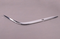 Молдинг бампера переднього правий хром (з отвором омивача) BMW 7 e38 (БМВ е38) 