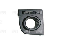 Решітка в бампер передній права (з отвором противотуманки)