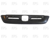 Решітка в капоте (внутрішня частина чорна)