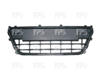 Решітка бампера переднього середня зовнішня по 2010