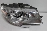 Фара права Skoda Superb 2009-2013 (з написом SuperB)