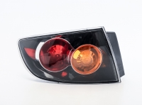 Ліхтар задній лівий зовнішній прозорий (жовтий поворот) седан Mazda 3 2004-2009 Ліхтар задній лівий зовнішній прозорий (жовтий поворот) седан Mazda 3 2004-2009