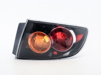 Ліхтар задній правий зовнішній прозорий (жовтий поворот) седан Mazda 3 2004-2009 Ліхтар задній правий зовнішній прозорий (жовтий поворот) седан Mazda 3 2004-2009
