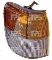 Покажчик повороту + габарит правий жовто-білий Mitsubishi Pajero 1991-1999