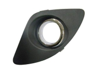 Решітка в бампер передній ліва (з отвором туманки) 5door/wagon