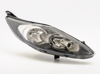 Фара права Ford Fiesta MK6 2009-2013  (темна)
