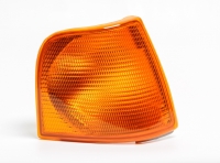 Покажчик повороту правий жовтий  Audi 100 C3 (Ауді 100) 1982-1991