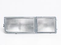 Заглушка-відбивач в бампер ліва велика світла VW Passat B4