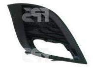 Решітка в бампер права (USA) з отвором противотуманки