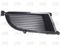 Решітка в бампер нижня права по 2006 (без отвору противотуманки)