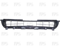 Решітка в бампер нижня середня по 2006