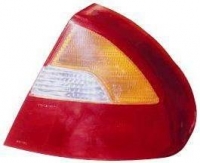 Ліхтар задній правий зовнішній Ліхтар задній правий зовнішній