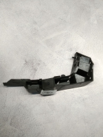 Кронштейн бампера переднього лівий BMW X3 E83 (БМВ Х3 Е83)