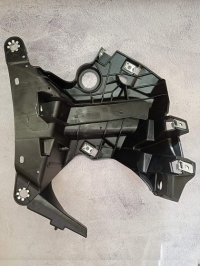 Кронштейн крила переднього лівого BMW X5 F15 51647294543 51657294543