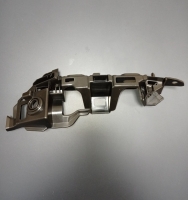 Кронштейн переднього бампера лівий VW Golf 7 (Фольксваген Гольф 7) Кронштейн переднього бампера лівий VW Golf 7 (Фольксваген Гольф 7)