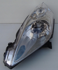 Фара ліва Nissan Leaf (Ніссан Лиф) 2011-2017