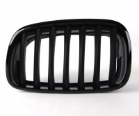 Решітка радіатора права BMW X5 E70 (БМВ Х5 Е70) 2006-2010
