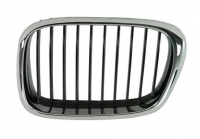Решітка ліва (ноздрі) хром / чорна BMW 5 E39 (БМВ 5 е39) рестайлінг