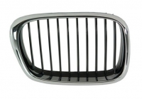 Решітка права (ноздрі) хром / чорна BMW 5 E39 (БМВ 5 е39) рестайлінг