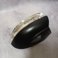 Повторювач повороту правий в дзеркалі VW Golf 6 / Touran (Гольф 6 / Туран) +подсветка порога Повторювач повороту правий в дзеркалі VW Golf 6 / Touran (Гольф 6 / Туран) +подсветка порога