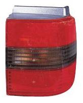 Ліхтар задній правий красно-димчастий (kombi)