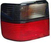 Ліхтар задній лівий зовнішній красно-димчастий