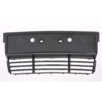 Накладка бампера передня під номерний знак BMW E34