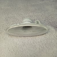 Покажчик повороту на крилі Renault / Nissan