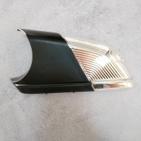 Повторювач повороту лівий в дзеркало Skoda Octavia A5 / VW Polo 4 (9N) 2005-2009