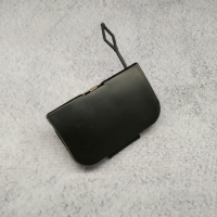 Заглушка переднього бампера (отверстию під буксировку) 1998-2001 Заглушка переднього бампера (отверстию під буксировку) 1998-2001