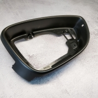 Рамка дзеркала правого VW Passat B7 / B8 / CC / Jetta 6/ Scirocco / Beetle Рамка дзеркала правого VW Passat B7 / B8 / CC / Jetta 6/ Scirocco / Beetle