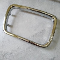 Хром рамка решітки правої BMW e34 рестайлінг (після 1993)