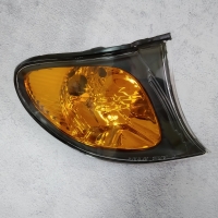 Покажчик повороту правий BMW E46  (жовтий тонований)  2001-2005 