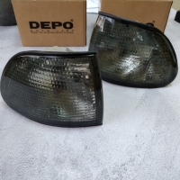 Покажчик повороту правий димчастий BMW E38 до 1999 Покажчик повороту правий димчастий BMW E38 до 1999