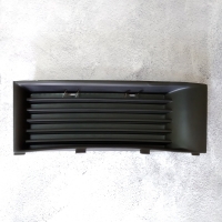 Решітка в бампер права прямокутна Skoda Fabia (Шкода Фабія) 1999-2004